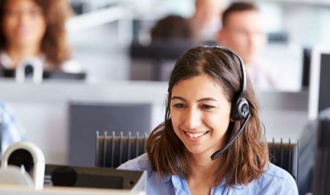 ورزش برای کارمندان پشت میز نشین
